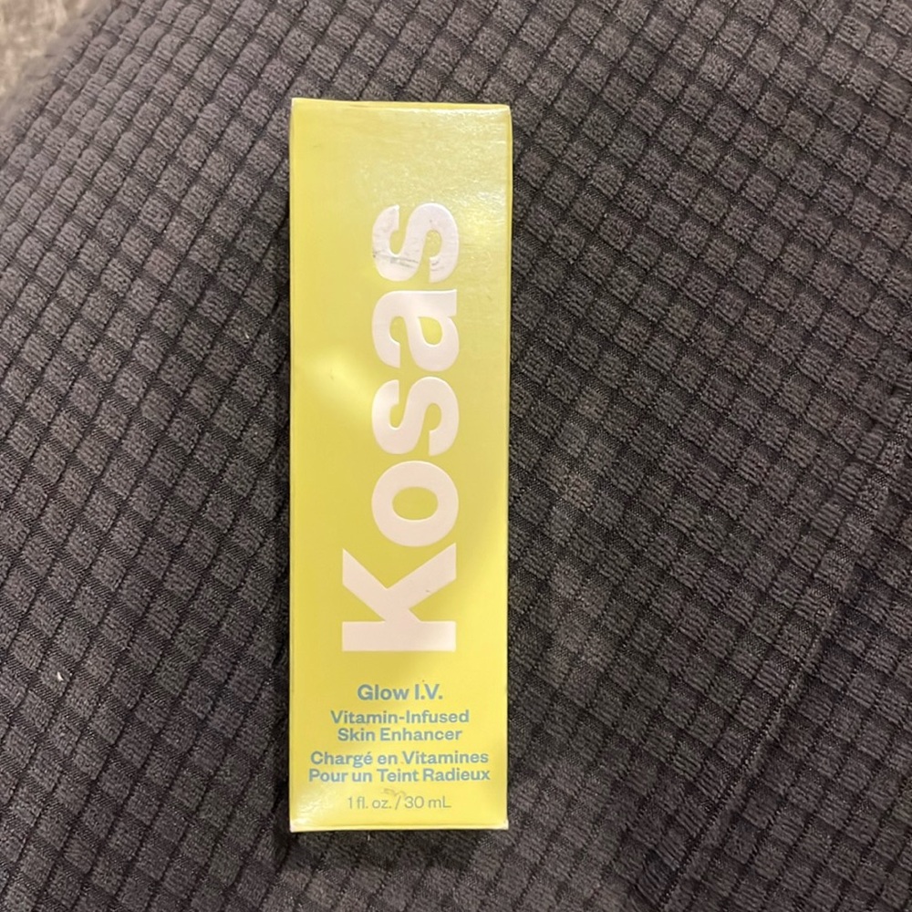 Kosas
Glow I.V. Vitamin-Infused Skin Illuminating Enhancer